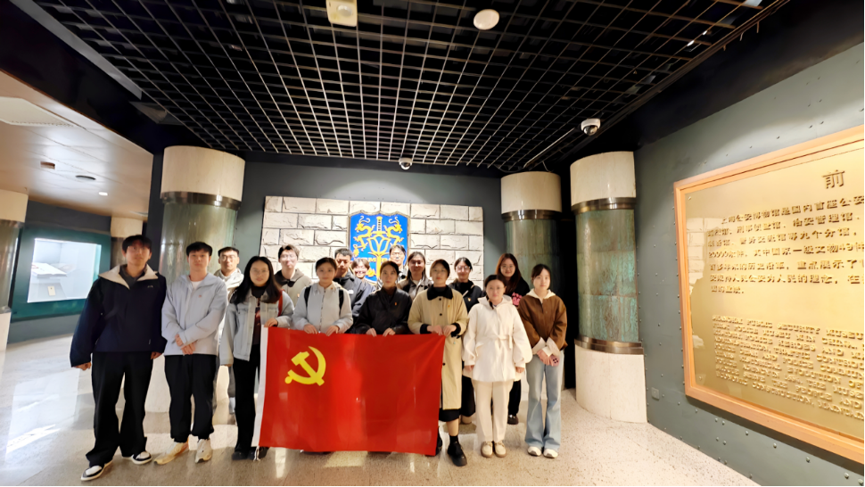 图片2.png 图片2.png